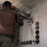 Алмазное сверление отверстий